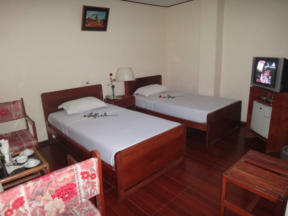 Chit Sayar Hotel Yangon Extérieur photo