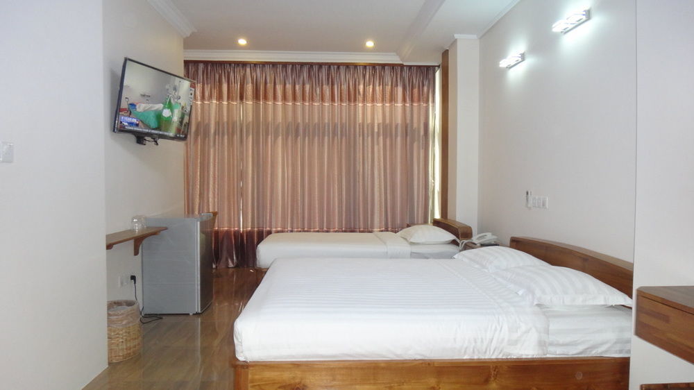 Chit Sayar Hotel Yangon Extérieur photo